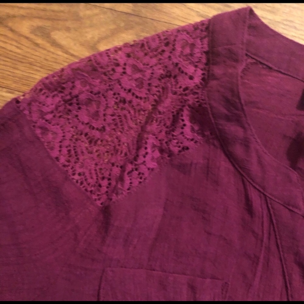 Women’s AGB light long sleeve button down shirt